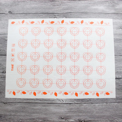 Tapis de Cuisson en Silicone pour Macarons - 2 Matrices pour Pâtisserie