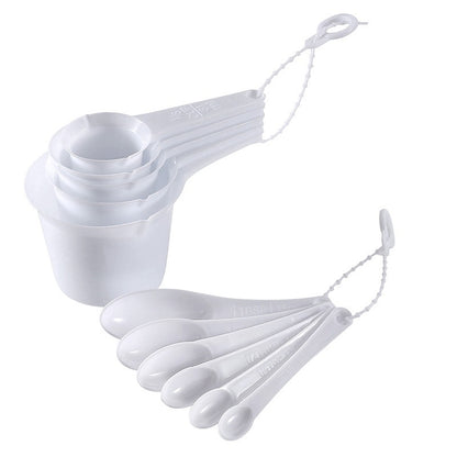 Set de Cuillères et Tasses Doseuses en Plastique – Outils de Mesure pour Pâtisserie