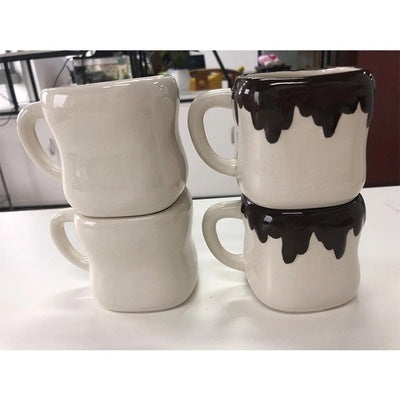 Mugs Céramique Marshmallow - Fun & Élégance en Noir et Blanc !